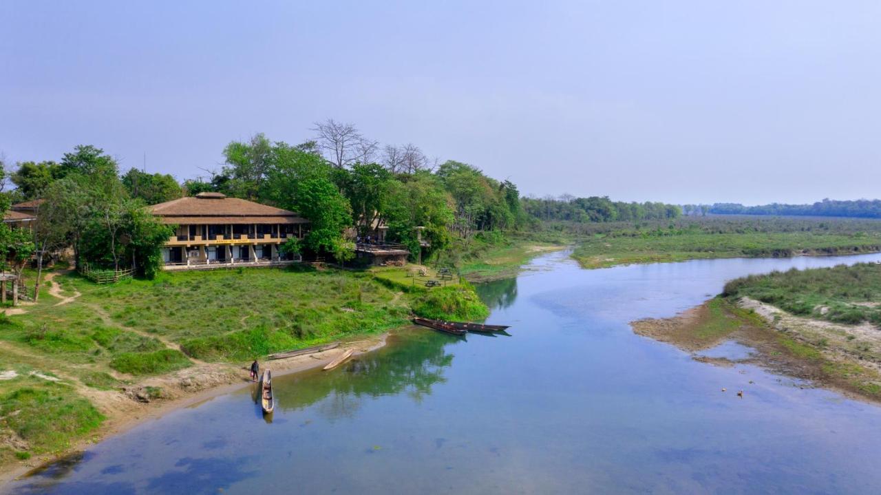 Jungle Villa Resort - Near Chitwan National Park מראה חיצוני תמונה
