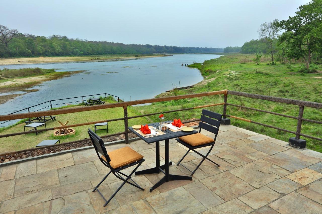 Jungle Villa Resort - Near Chitwan National Park מראה חיצוני תמונה