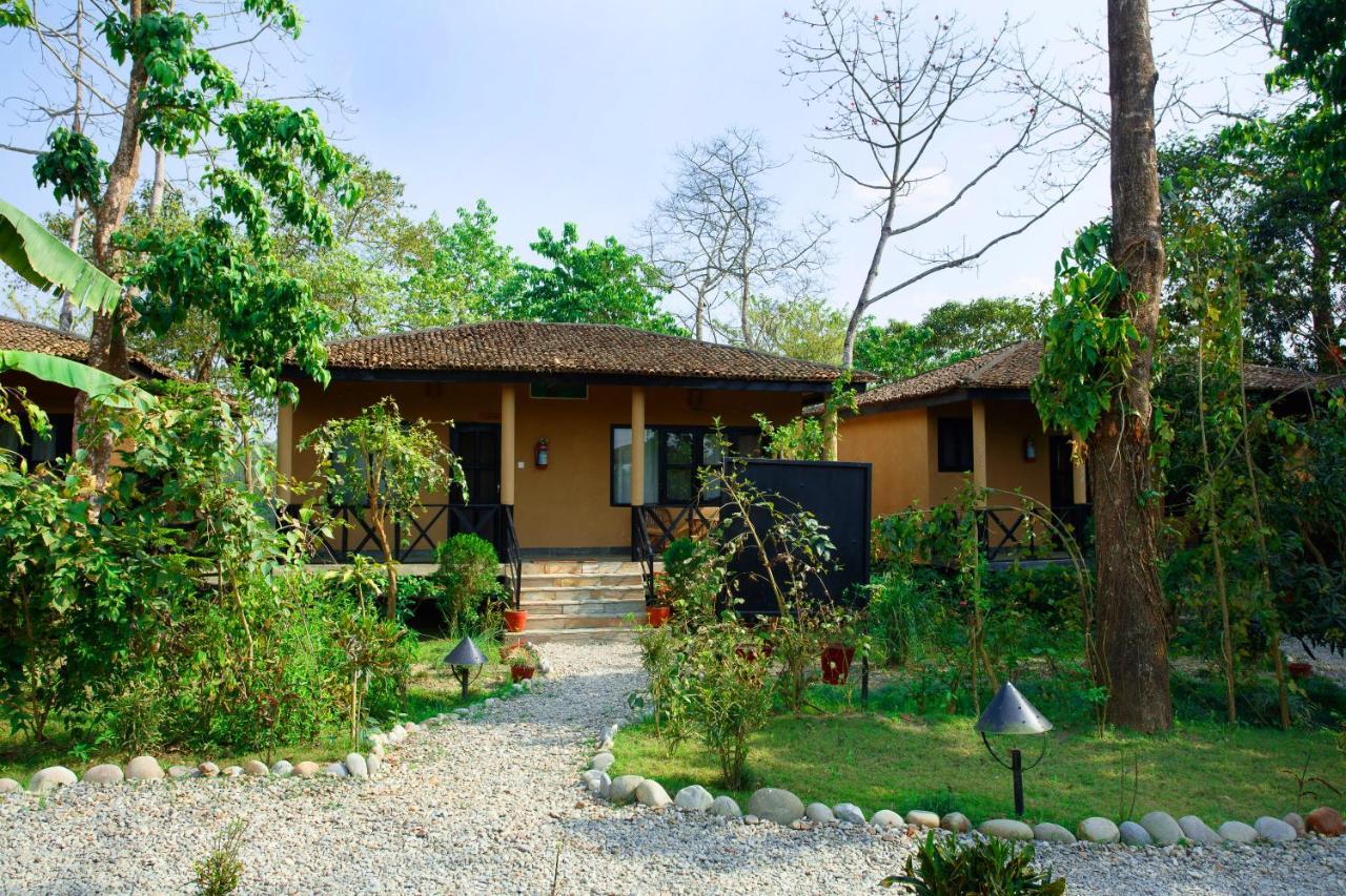 Jungle Villa Resort - Near Chitwan National Park מראה חיצוני תמונה
