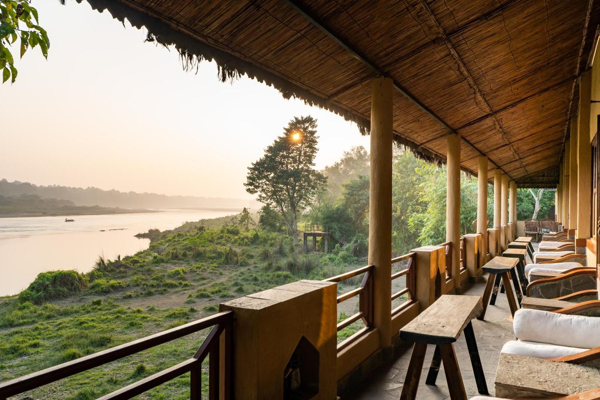 Jungle Villa Resort - Near Chitwan National Park מראה חיצוני תמונה
