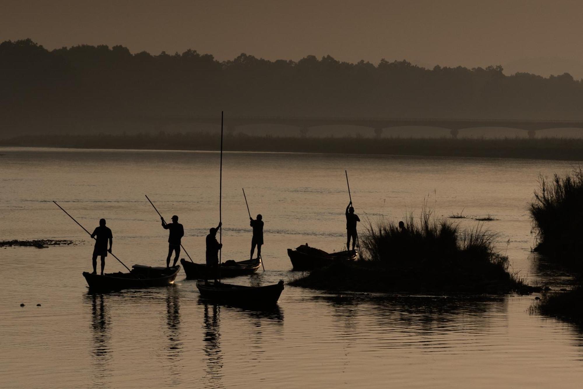 Jungle Villa Resort - Near Chitwan National Park מראה חיצוני תמונה